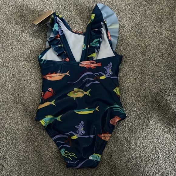 NWT Disney Bathing suit size 4Y - Picture 2 of 2